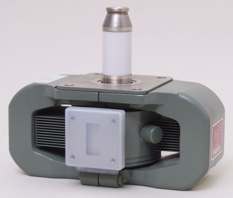 Magnetron, Impulsmagnetron VARIAN, CPI VMX-1497G