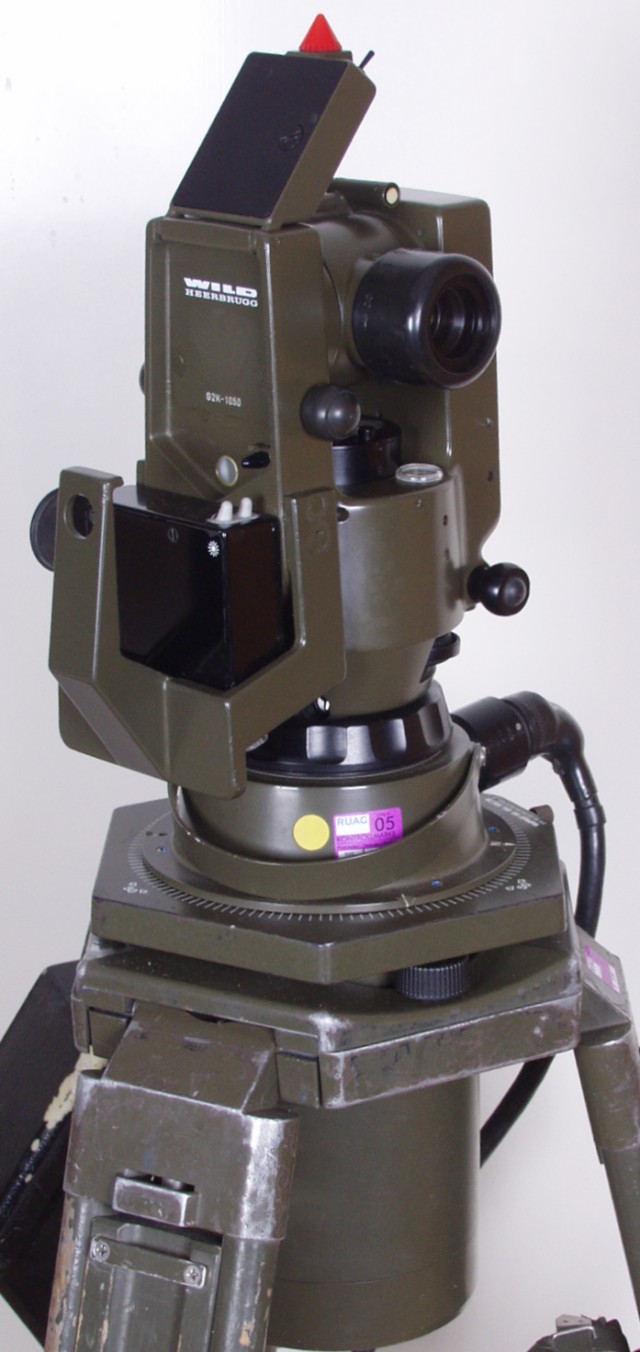 Gyrotheodolite Wild 77, Kreiselkompass 77