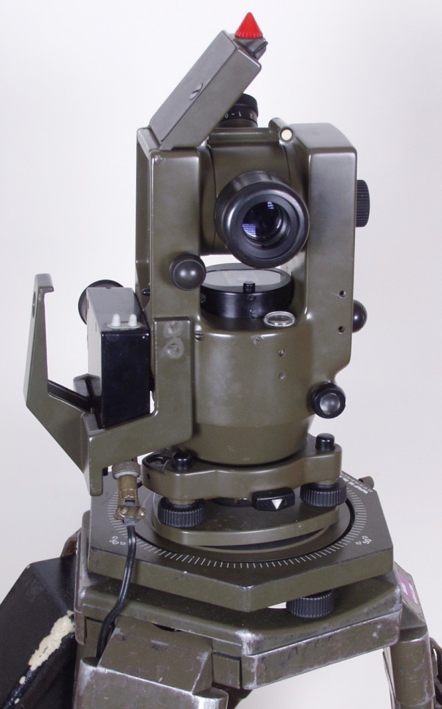 Gyrotheodolite Wild 77, Kreiselkompass 77