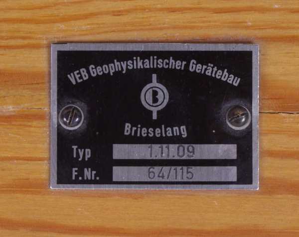 Feldwaage Typ 1.11.09 VEB Geophysikalischer Gerätebau Brieselang