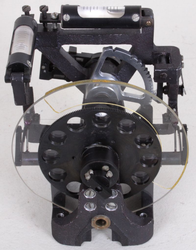 Magnetometer, Erdmagnetische Vertikalfeldwaage M-27M, russ. М-27М