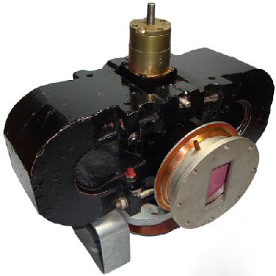 russisches Magnetron MI-472, russisch МИ-472