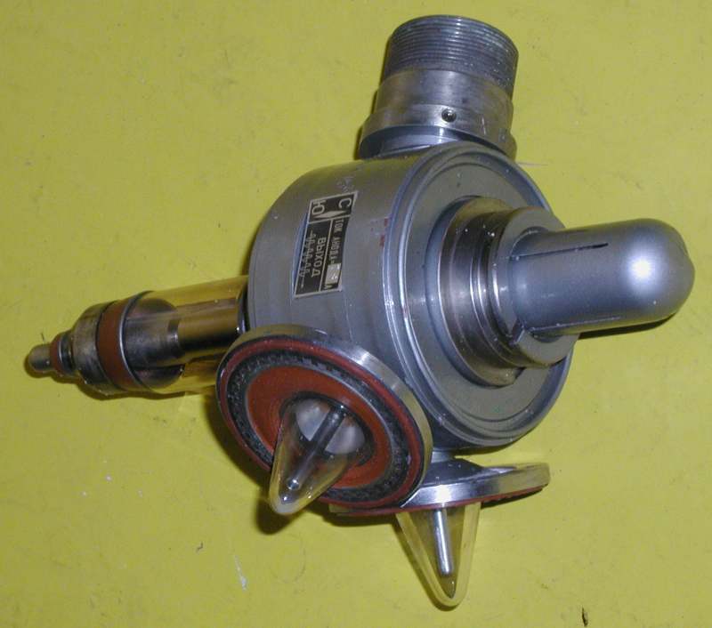 russisches Magnetron MIC-4, russisch МИС-4