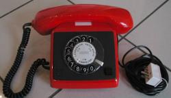 DDR-Telefon rot / schwarz 