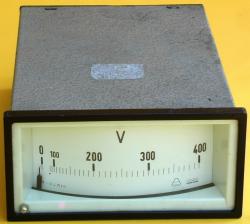 Einbauinstrument 400V 