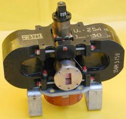 Magnetron, Impulsmagnetron MI-523A 