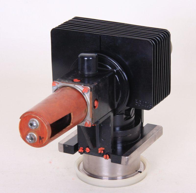 russisches Magnetron MI-518, russisch МИ-518