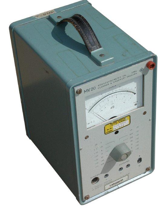 Röhrenvoltmeter MV-20, Präcitronic 