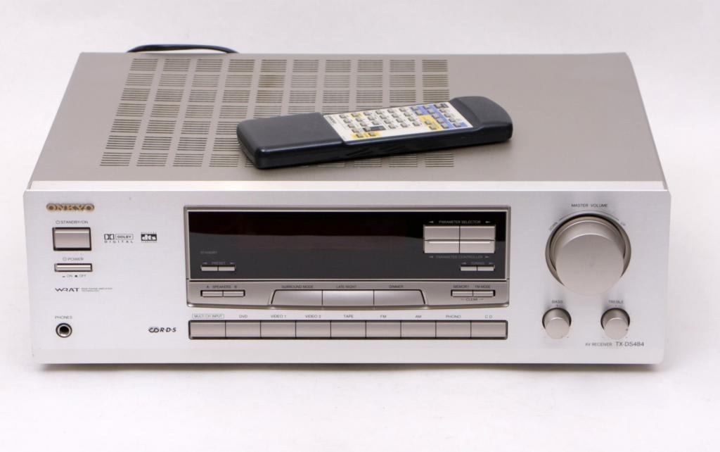 Onkyo A/V-Receiver Model TX-DS 484