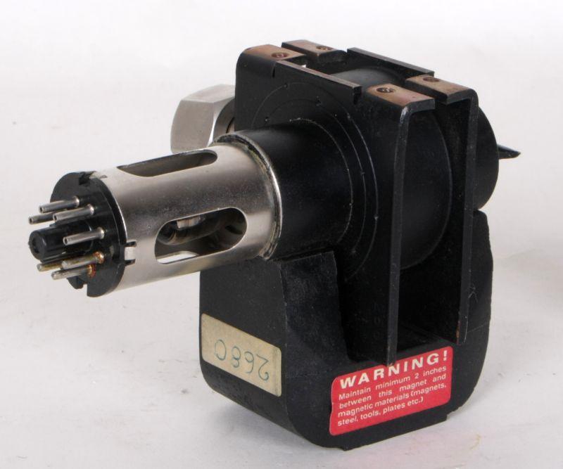 Magnetron 7090 Valvo