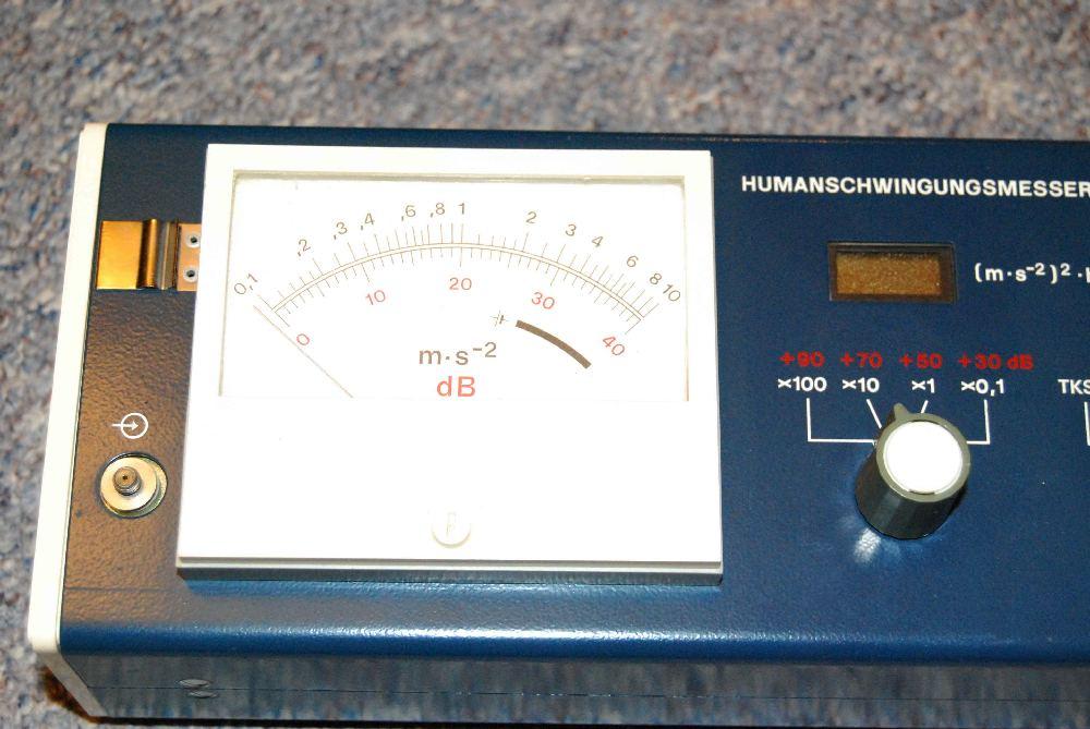 Humanschwingungsmesser Robotron M1300