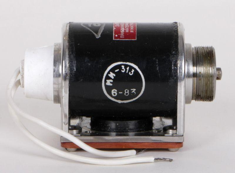 russisches Magnetron MI-313, russisch МИ-313