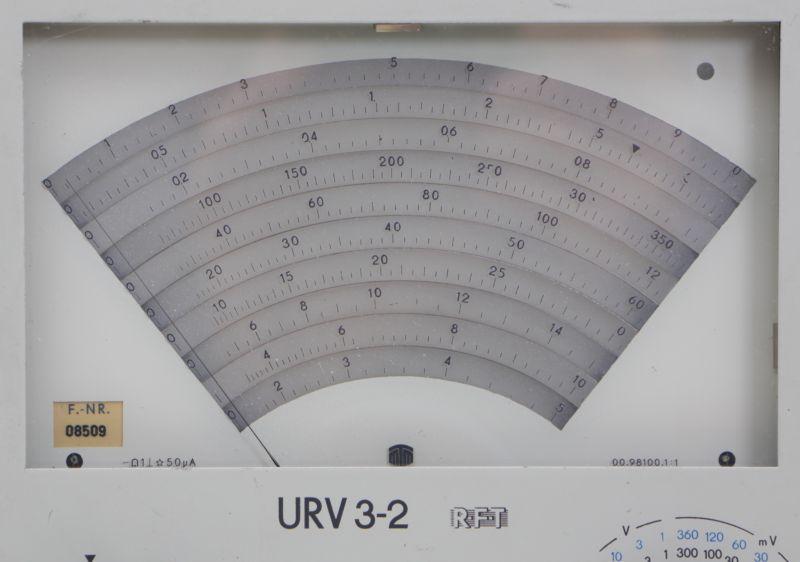 HF-Röhrenvoltmeter URV2-3 