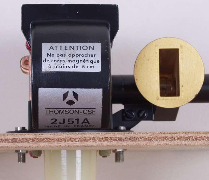 Magnetron 2J51A Thomson