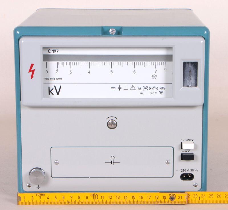 Kilovoltmeter C-197, bzw. Hochspannungs- Hochfrequenz- Voltmeter C197
