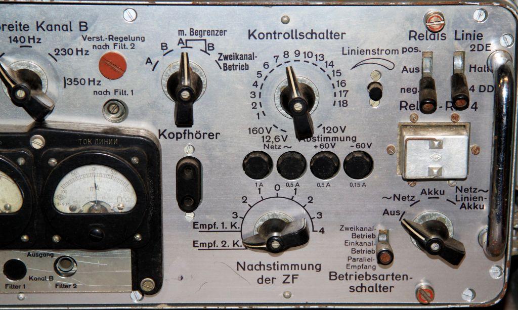 Fernschreibzusatzgerät R-327 