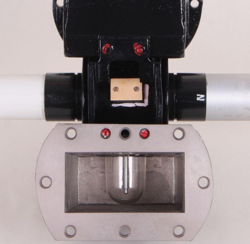 russisches Magnetron, Amplitron, Platinotron MIU-51 (UMI-202), russisch МИУ-51 (УМИ-202)