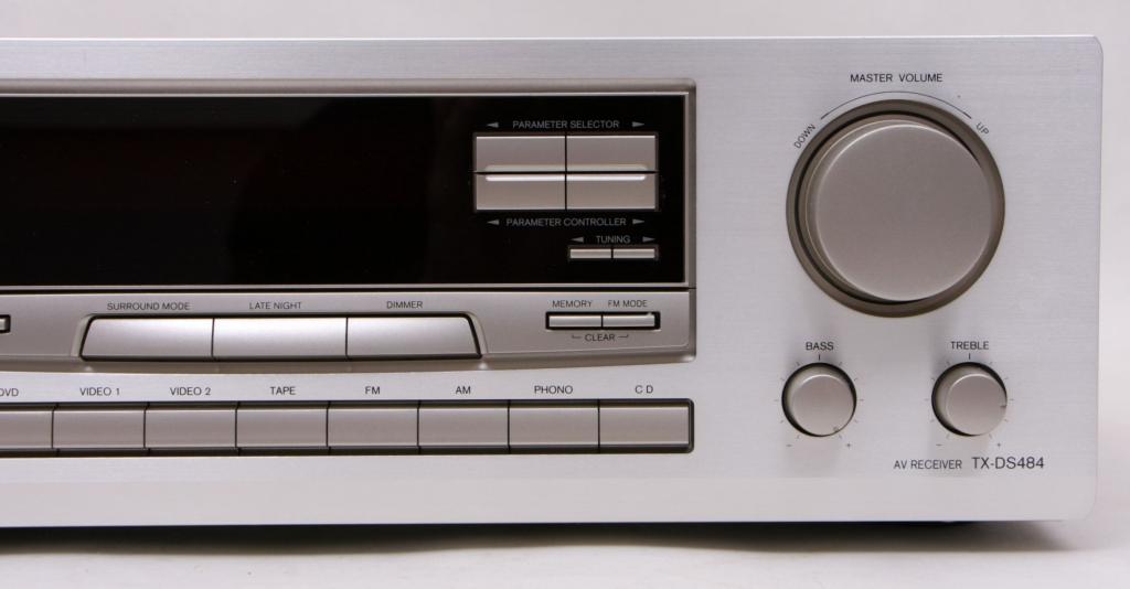 Onkyo A/V-Receiver Model TX-DS 484