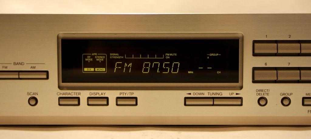 Onkyo Tuner Model No. T-4211