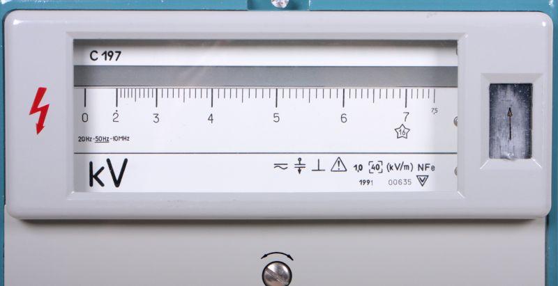 Kilovoltmeter C-197, bzw. Hochspannungs- Hochfrequenz- Voltmeter C197