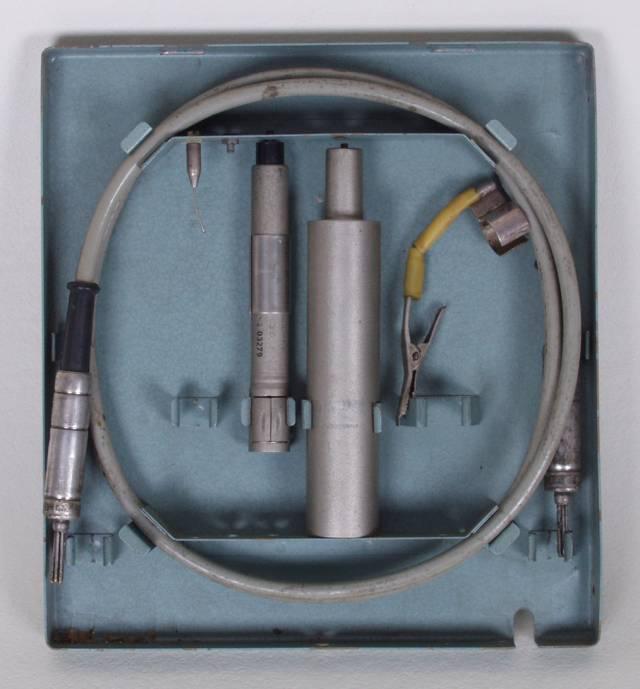 HF-Röhrenvoltmeter URV2